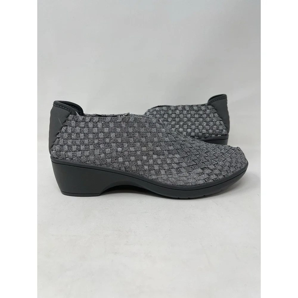 Skechers Wedge Heels Womens Size 8 Silver Metallic Flexible Memory Foam Slip On